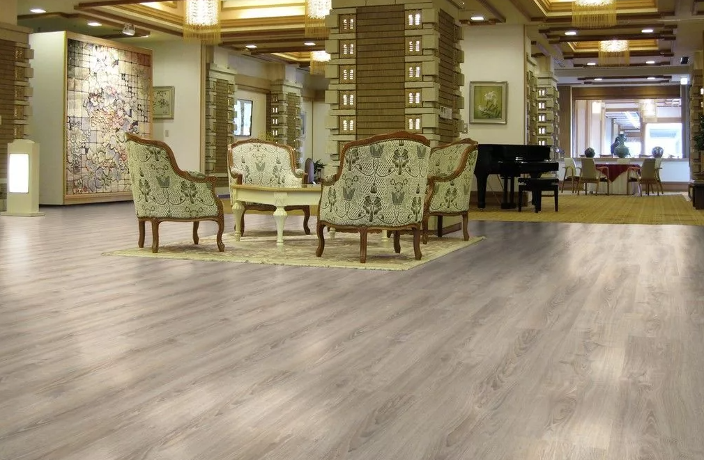 Ламинат Kronopol Linea Platinium 3509 Lion Oak